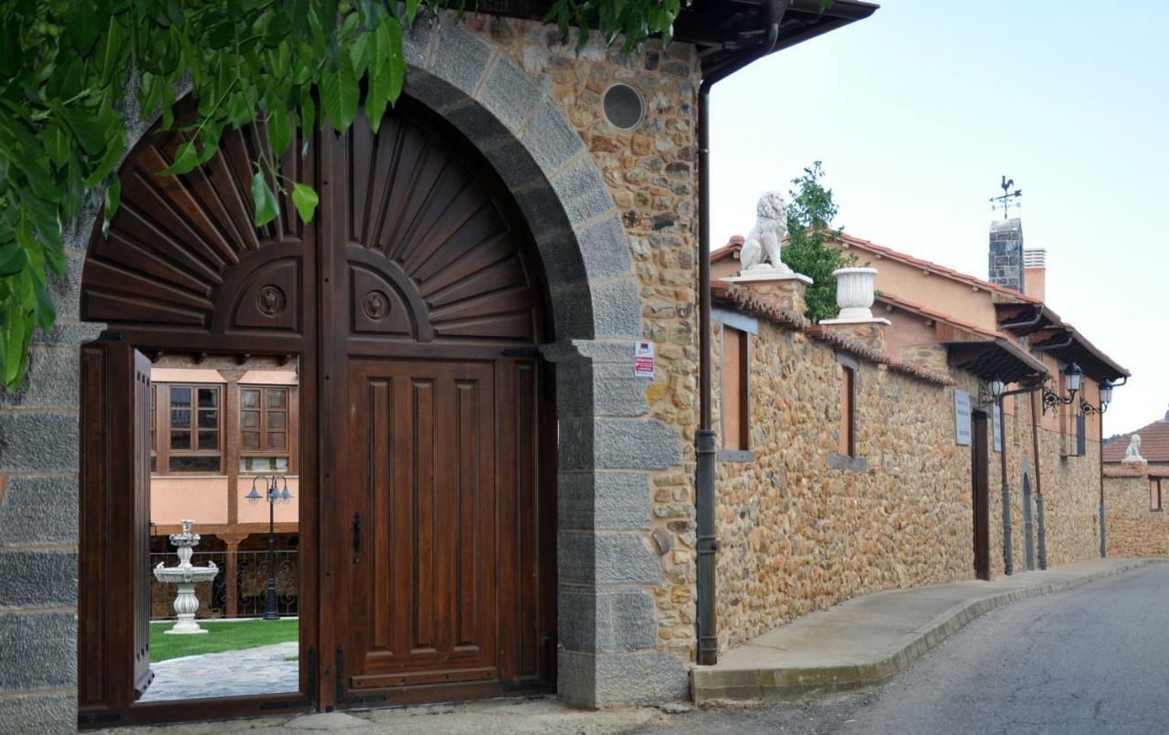 Palacio Del Conde De Rebolledo Villaviciosa de la Ribera Kültér fotó