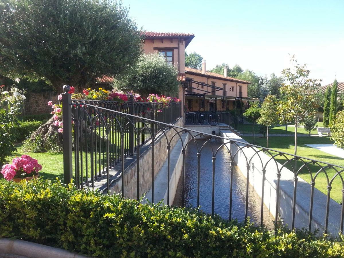 Palacio Del Conde De Rebolledo Villaviciosa de la Ribera Kültér fotó